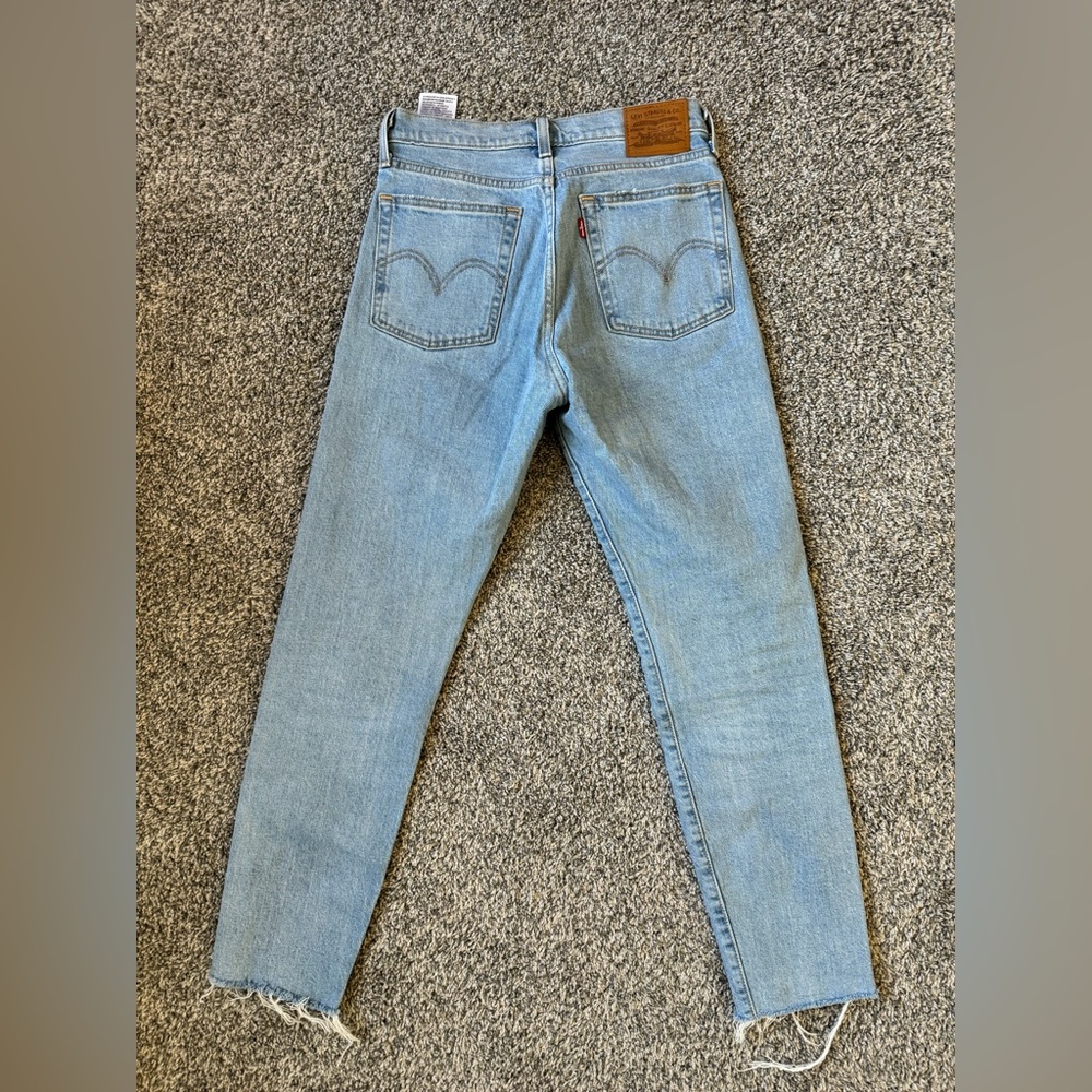 Levi’s blue jeans